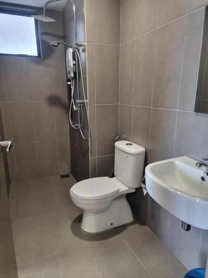 Mines Astetica Lake View Condo Seri Kembangan V1 Eksteriør bilde