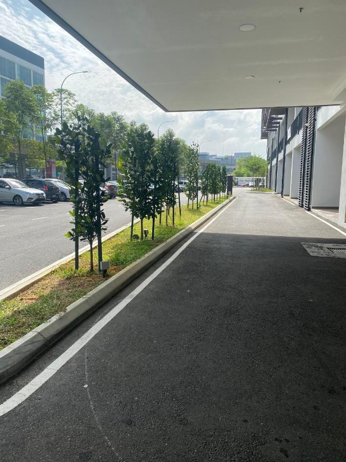 Mines Astetica Lake View Condo Seri Kembangan V1 Eksteriør bilde